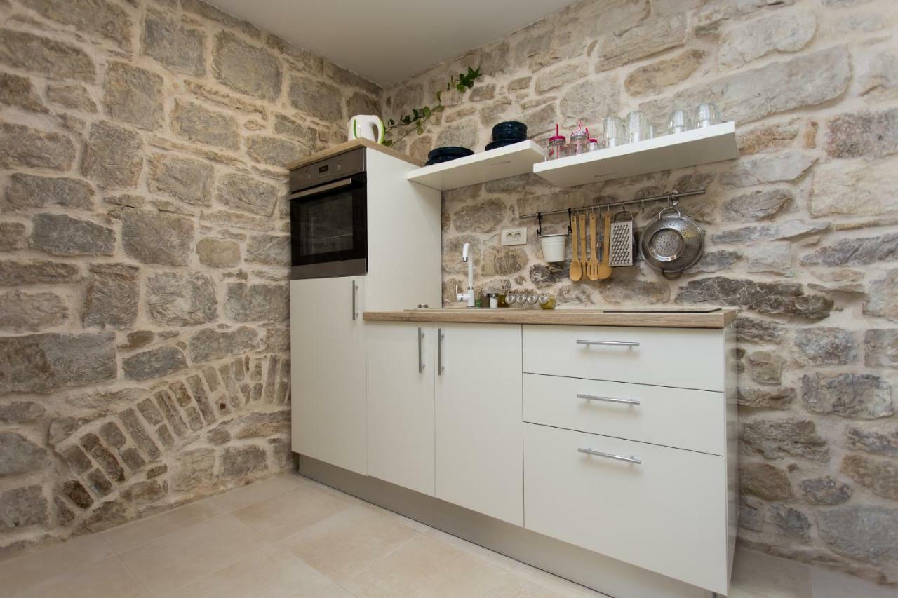 Studio Apartman "Brce" Kaštela Εξωτερικό φωτογραφία